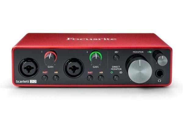 Focusrite Scarlett 2i2 Studio (Gen 3) Pack - Image 4