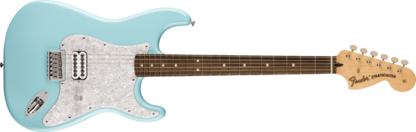 Fender Limited Edition Tom Delonge Stratocaster Daphne Blue